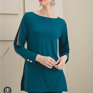 Like new, Chicos cutout sleeve tunic